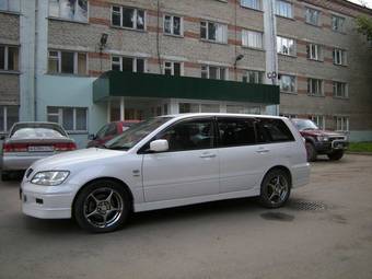 2002 Mitsubishi Lancer Cedia Wagon Photos