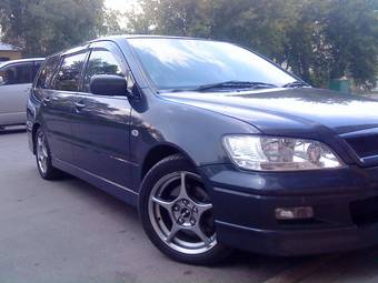 2002 Mitsubishi Lancer Cedia Wagon Photos