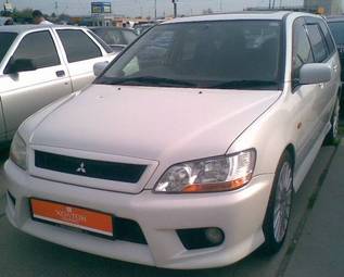 2002 Mitsubishi Lancer Cedia Wagon Pics