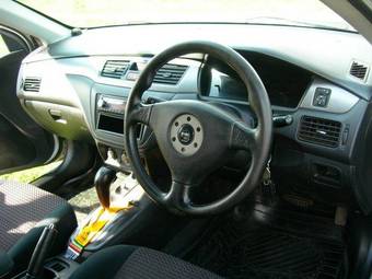 2002 Mitsubishi Lancer Cedia Wagon Pictures