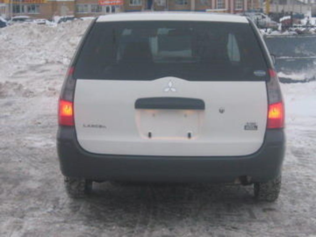 2003 Mitsubishi Lancer Cedia Wagon