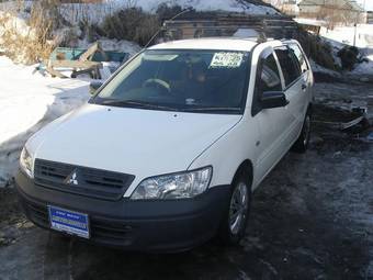 2003 Mitsubishi Lancer Cedia Wagon Photos