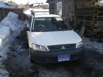 2003 Mitsubishi Lancer Cedia Wagon Pictures