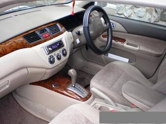 2003 Mitsubishi Lancer Cedia Wagon Photos