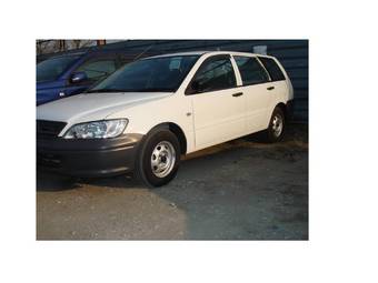 2004 Mitsubishi Lancer Cedia Wagon Pictures