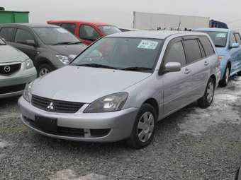 2005 Mitsubishi Lancer Cedia Wagon Pictures