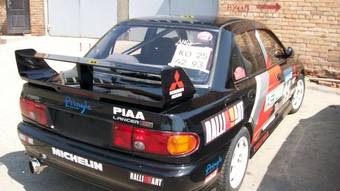 1994 Mitsubishi Lancer Evolution Pictures