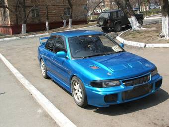 1995 Mitsubishi Lancer Evolution Photos