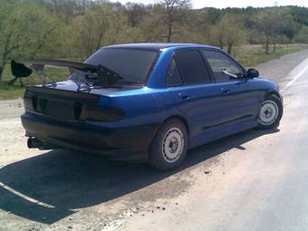 1995 Mitsubishi Lancer Evolution Photos