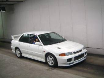 1995 Mitsubishi Lancer Evolution Photos