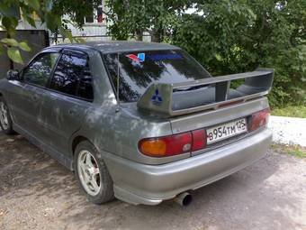 1995 Mitsubishi Lancer Evolution Pictures