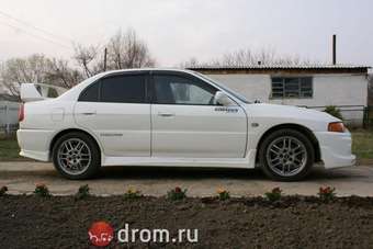 1996 Mitsubishi Lancer Evolution Pictures