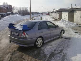 1996 Mitsubishi Lancer Evolution Photos