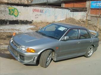 1996 Mitsubishi Lancer Evolution Photos