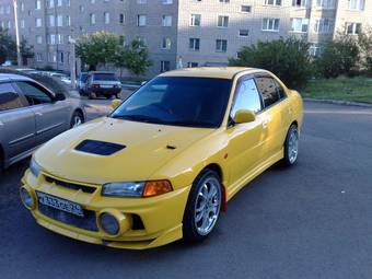 1996 Mitsubishi Lancer Evolution Photos