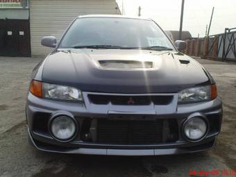 1996 Mitsubishi Lancer Evolution Pictures