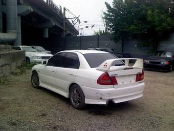 1997 Mitsubishi Lancer Evolution Pics