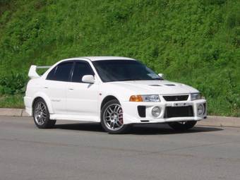 1998 Mitsubishi Lancer Evolution Photos