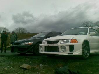 1998 Mitsubishi Lancer Evolution Photos