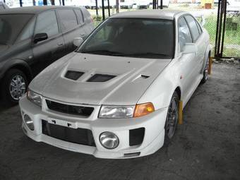 1998 Mitsubishi Lancer Evolution Photos