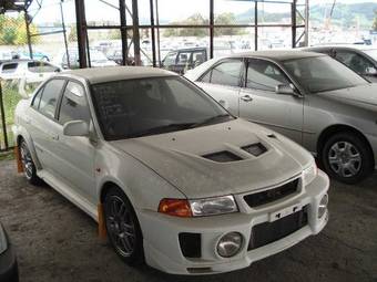 1998 Mitsubishi Lancer Evolution Pictures