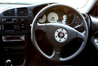 1998 Mitsubishi Lancer Evolution Pictures