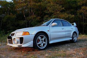 1998 Mitsubishi Lancer Evolution Photos