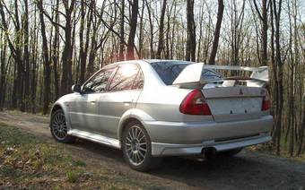 1999 Mitsubishi Lancer Evolution Photos