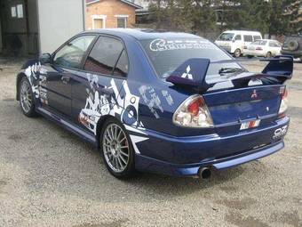 1999 Mitsubishi Lancer Evolution Photos