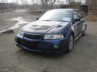 1999 Mitsubishi Lancer Evolution Photos