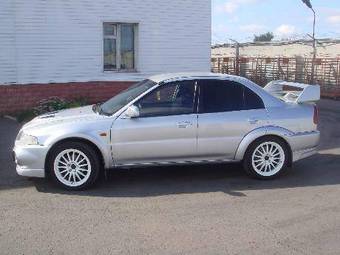 1999 Mitsubishi Lancer Evolution Photos
