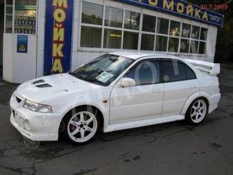 1999 Mitsubishi Lancer Evolution Photos