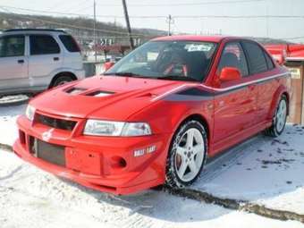 2000 Mitsubishi Lancer Evolution Pictures