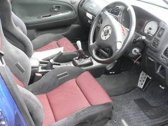 2000 Mitsubishi Lancer Evolution Images