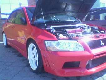 2001 Mitsubishi Lancer Evolution Pictures