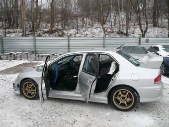 2001 Mitsubishi Lancer Evolution Photos