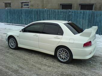 2001 Mitsubishi Lancer Evolution Pictures