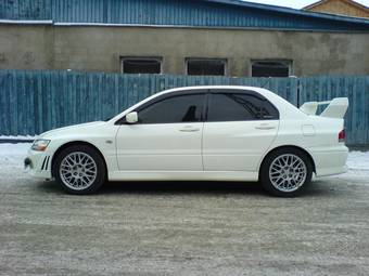 2001 Mitsubishi Lancer Evolution Pictures