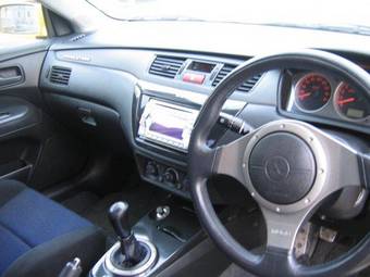 2001 Mitsubishi Lancer Evolution Pictures