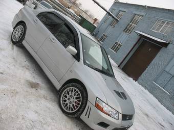 2001 Mitsubishi Lancer Evolution Photos