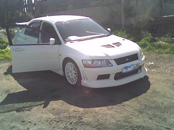 2001 Mitsubishi Lancer Evolution Photos