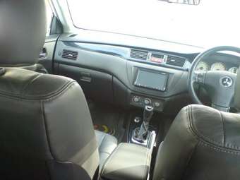 2002 Mitsubishi Lancer Evolution Photos