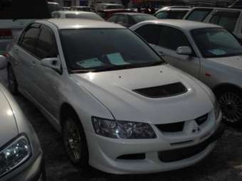 2002 Mitsubishi Lancer Evolution Pictures