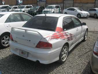 2002 Mitsubishi Lancer Evolution Photos