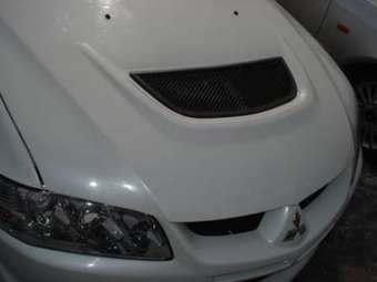 2002 Mitsubishi Lancer Evolution Photos