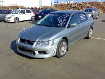 2002 Mitsubishi Lancer Evolution Pictures