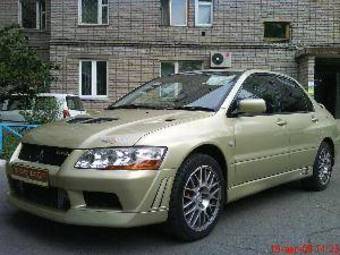2002 Mitsubishi Lancer Evolution Pictures