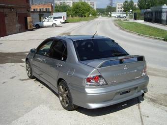 2002 Mitsubishi Lancer Evolution Photos