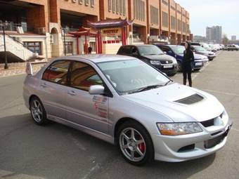 2003 Mitsubishi Lancer Evolution Photos