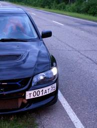 2003 Mitsubishi Lancer Evolution Photos